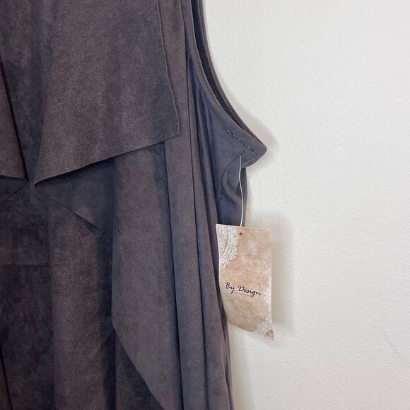By Design NWT Women's‎ Grey Suede Looking Fringe Vest Size XL - Picture 5 of 7